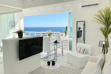 Loft del Mar - Charming luxury apartment at La Roca