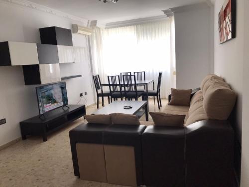 Apartamento Los Llanos 3 dormitorios con Wifi y a 250 metros de la playa