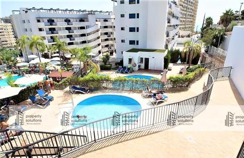 Los Patos Apartamentos. A 300 M De Playa. Piscina Y Parking. Excelente Conexion Wifi