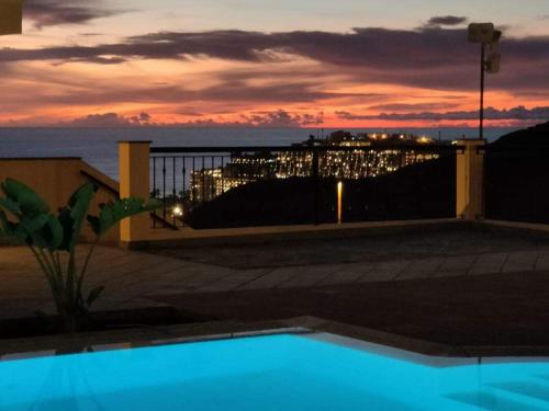 Lovely Loma Verde with amazing view and heated pool