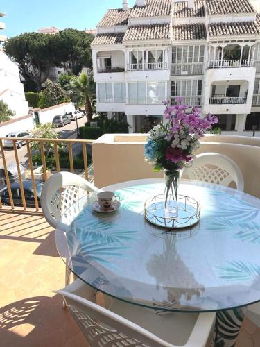 Lovely apartment next to the Casino in Puerto Banús – Beach & Luxury