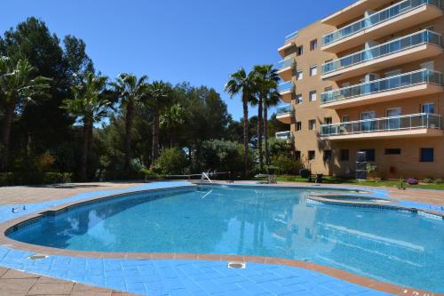 Lovely familiar apartment with pool in Cap Salou
