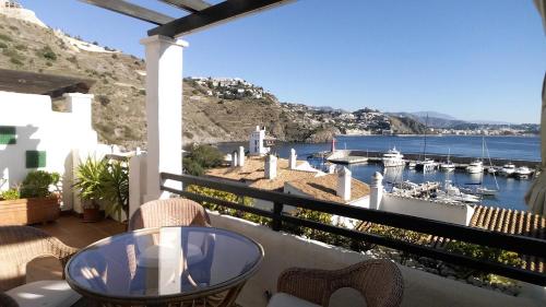 Lovely House with views in Marina del Este