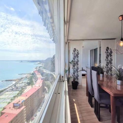 Beach Apartment with Fantastic Seaview