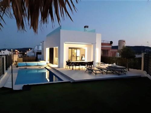 Lush Villa in Orihuela with Solarium, Pool