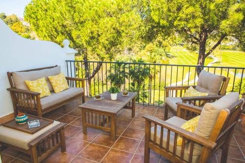 Luxury 2 bed with Amazing Golf Views - Marbella