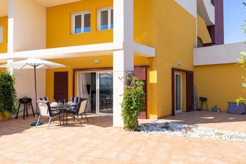 Fantastic Location - Luxury 3 Bed 3 Bath Duplex in Playa Flamenca