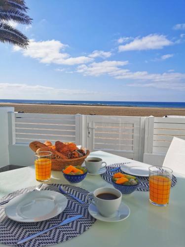 Luxury Apartment On The Beach