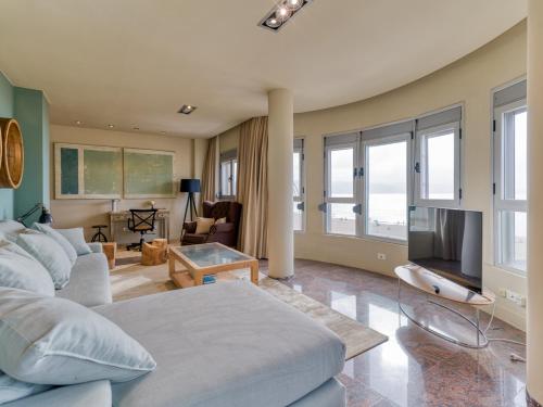 Luxury Bakus Canteras Beach 1