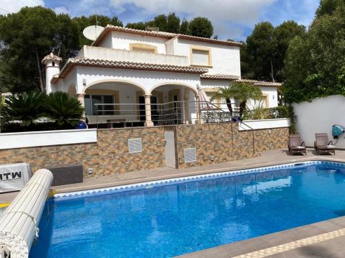 Luxury Family Holiday Villa in Moraira