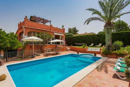 Luxury Large Villa in Marbella by Rafleys