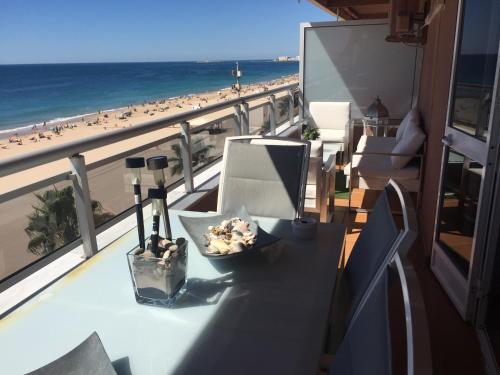 Luxury Oceanfront triplex in Cadiz