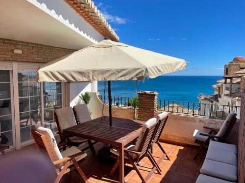 Luxury Penthouse: The Beacon at Punta de la Mona