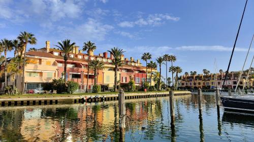 Luxury Penhouse, Sotogrande Marina - Located in an exclusive island of the Marina