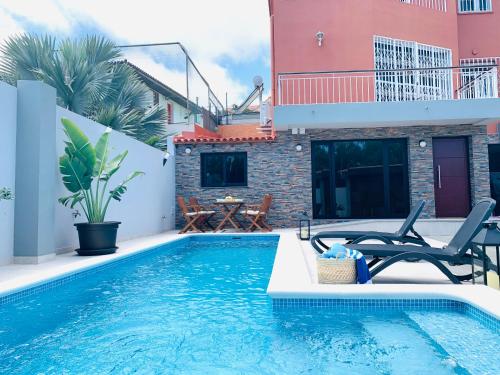 Luxury Apartment & Pool in Vistabella, Tenerife