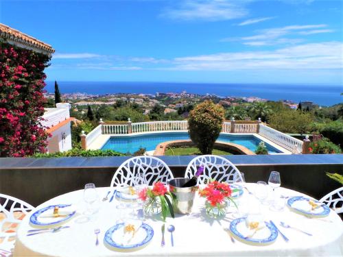 Luxury Villa with Amazing sea views in a Totally Private environment