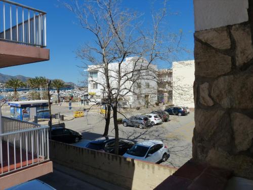 Maison familiale avec terrasse et garage privée