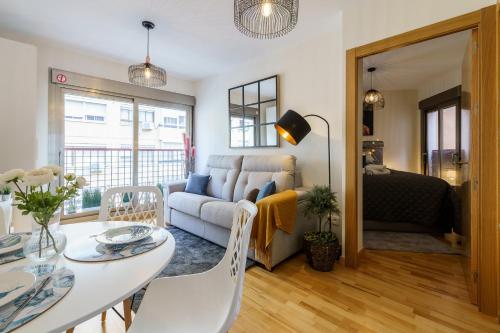 MalagaSuite cozy center apartment & parking