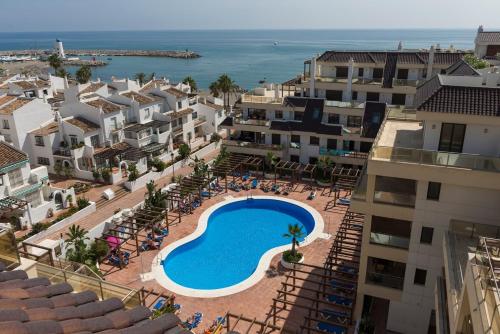 Puerto De La Duquesa Marina Castillo, Luxurious Frontline Beach 3 Bedrooms Mc334