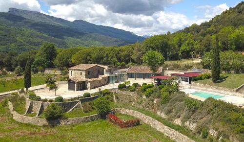 Masia d Amer