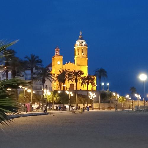 Mediterranean flat in center of Sitges