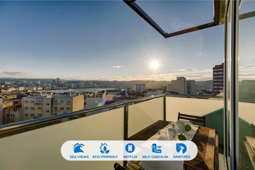 Riazor Bay by TheBlueWaveApartments com