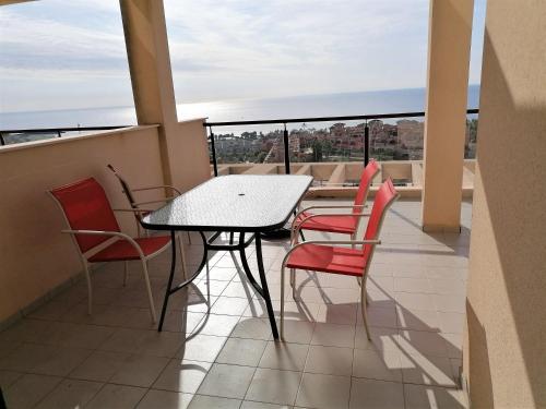 Mh28 - 2 Bedroom Apartment, Penthouse, With Stunning Sea Views, Large Terraces