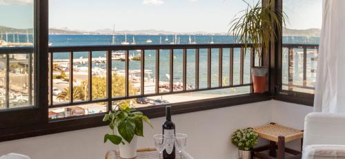 Mirrors Marina Front