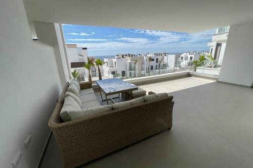 Modern 2 beds apartment in Alcaidesa