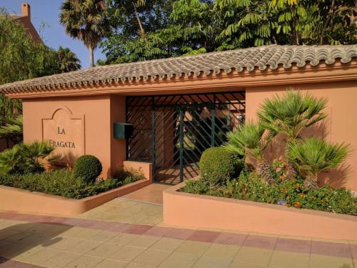 Ground floor modern 3 bed apartment Estepona Port