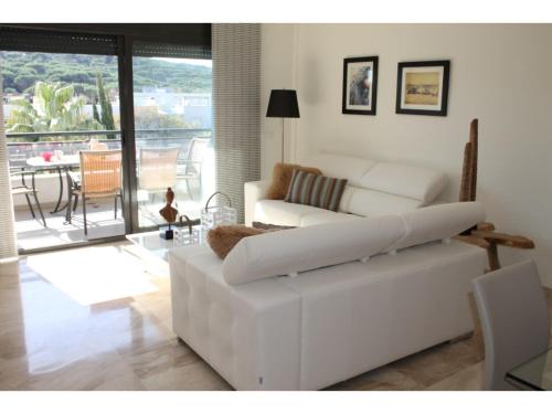 modern apartment 2 5 km from the beach Cala del Pi
