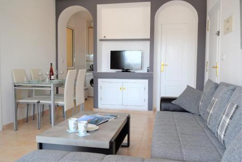 Molino Blanco Apartment 9 - (South Facing nr pool)