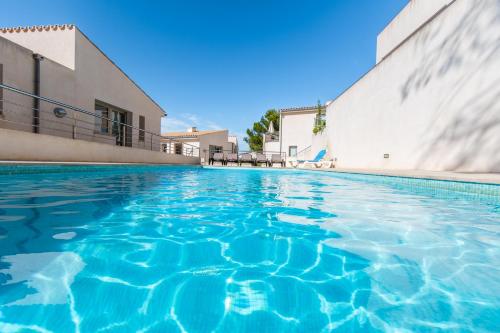 Molins 5 near the sea