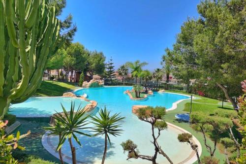 Montefaro Spacious Townhouse - Beach & pool