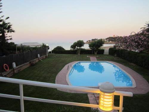 Mora Paradise Complex In Front Of Tarragona Beach