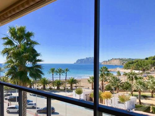 Luxurious apartment seafront Moraira