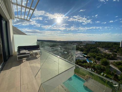 Naranjo 59 - Stunning Three Bedroom Las Colinas Penthouse