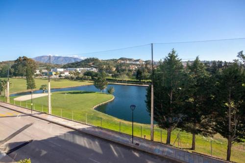 3 bed apartment front line La Noria golf