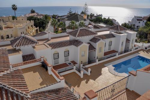 Nerja Paradise Rentals - Apt Chimenea C2D