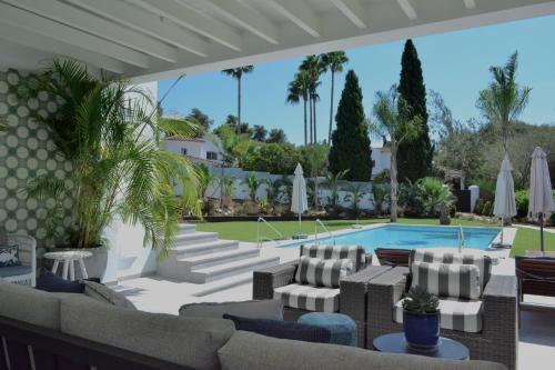 Sotogrande New Luxury Modern Villa with Huge Private Pool!