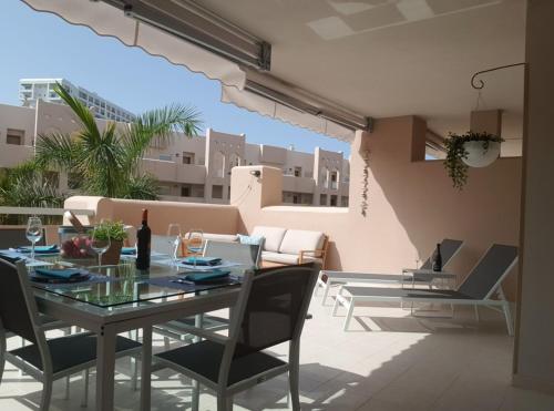 New !!! Luxury Apartment, 32 M2 Terrace In The Sun, Pool View