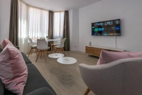 New Modern 1br Las Palmeras, Fuengirola