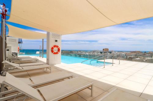 Newly Refurbished 2bed Apartment In Residence Infinity, Pool By Rafleys