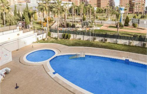 Nice apartment in Oropesa with Outdoor swimming pool and 2 Bedrooms