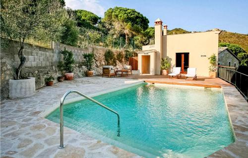 Nice home in Castell-Platja d Aro w/ Outdoor swimming pool, WiFi and Outdoor swimming pool