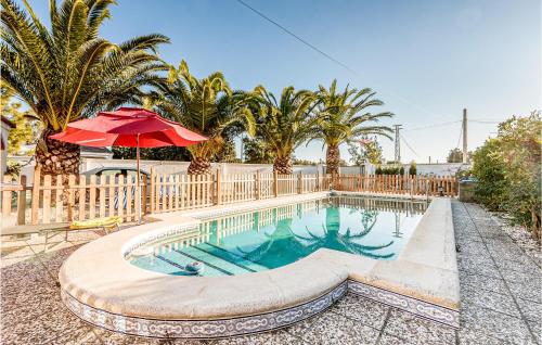 Nice home in Chiclana de la Fronter with WiFi, Outdoor swimming pool and 3 Bedrooms