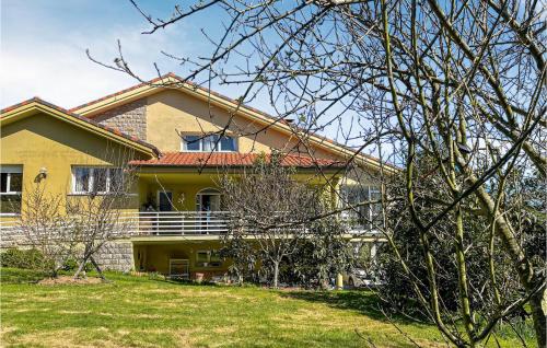 Nice home in Llanes with WiFi and 5 Bedrooms