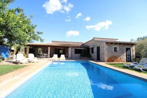 Oliveres chalet con piscina para 6