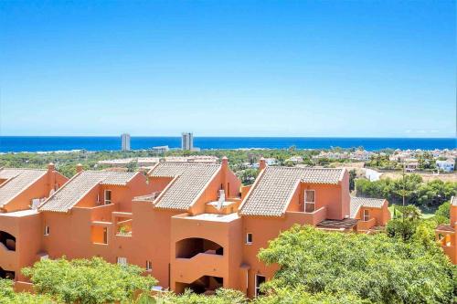 One bedroom apartment with sea and golf views