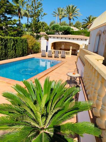 Planta baja en una preciosa casa de Javea con una entrada independiente